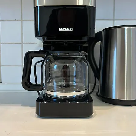 Monteur Residenz דירה *